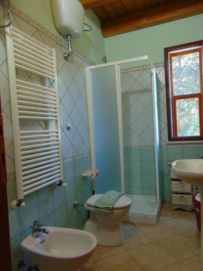 Bed and Breakfast La Contea Сант'Анна-Аррези Экстерьер фото